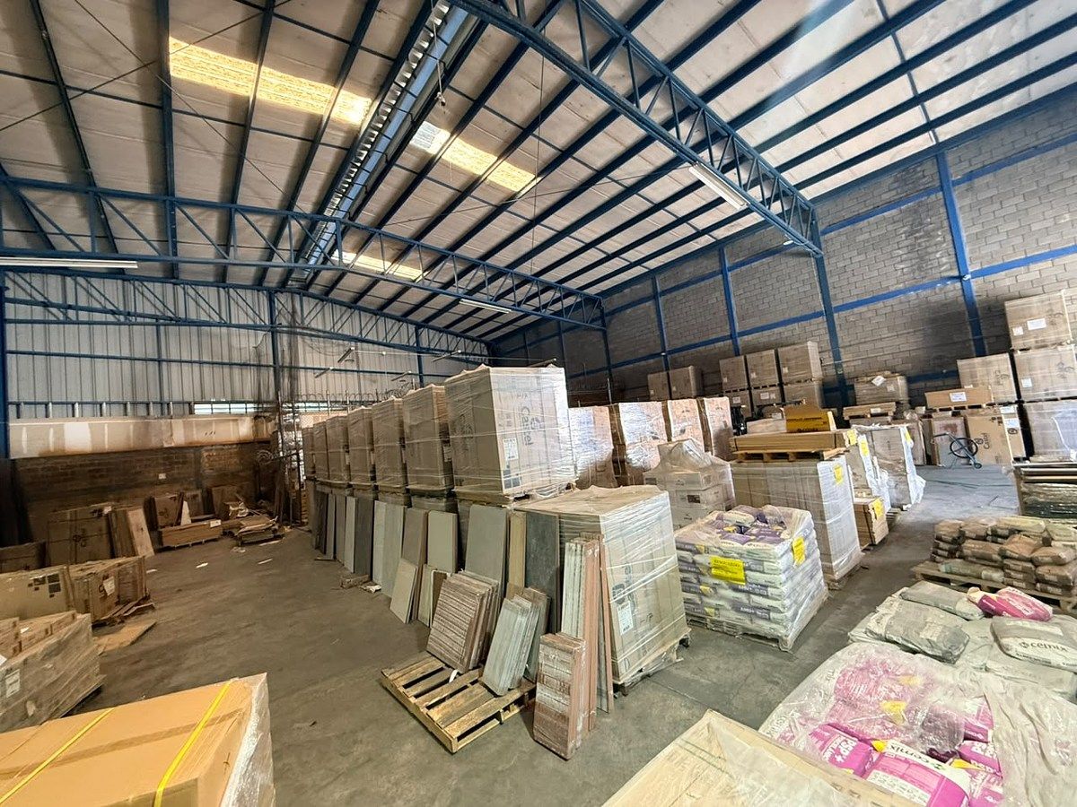 Commercial Storage Unit in Buenos Aires, Monterrey, photo 4 of 10