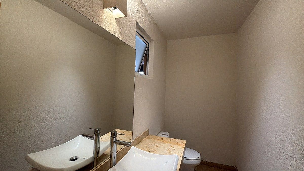 Casa en condominio en Avándaro, Valle de Bravo, foto 8 de 13