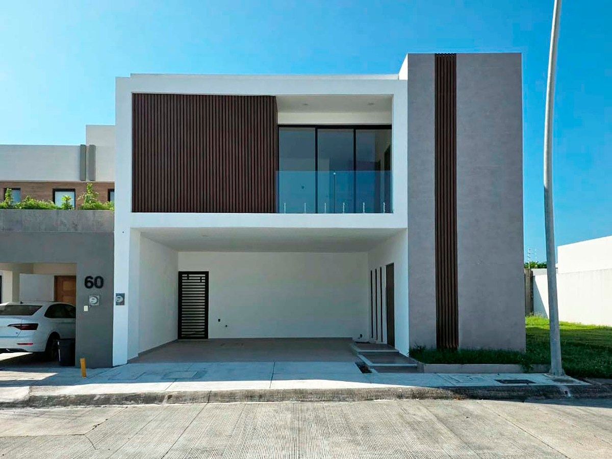 Casa en venta en Lomas del Dorado