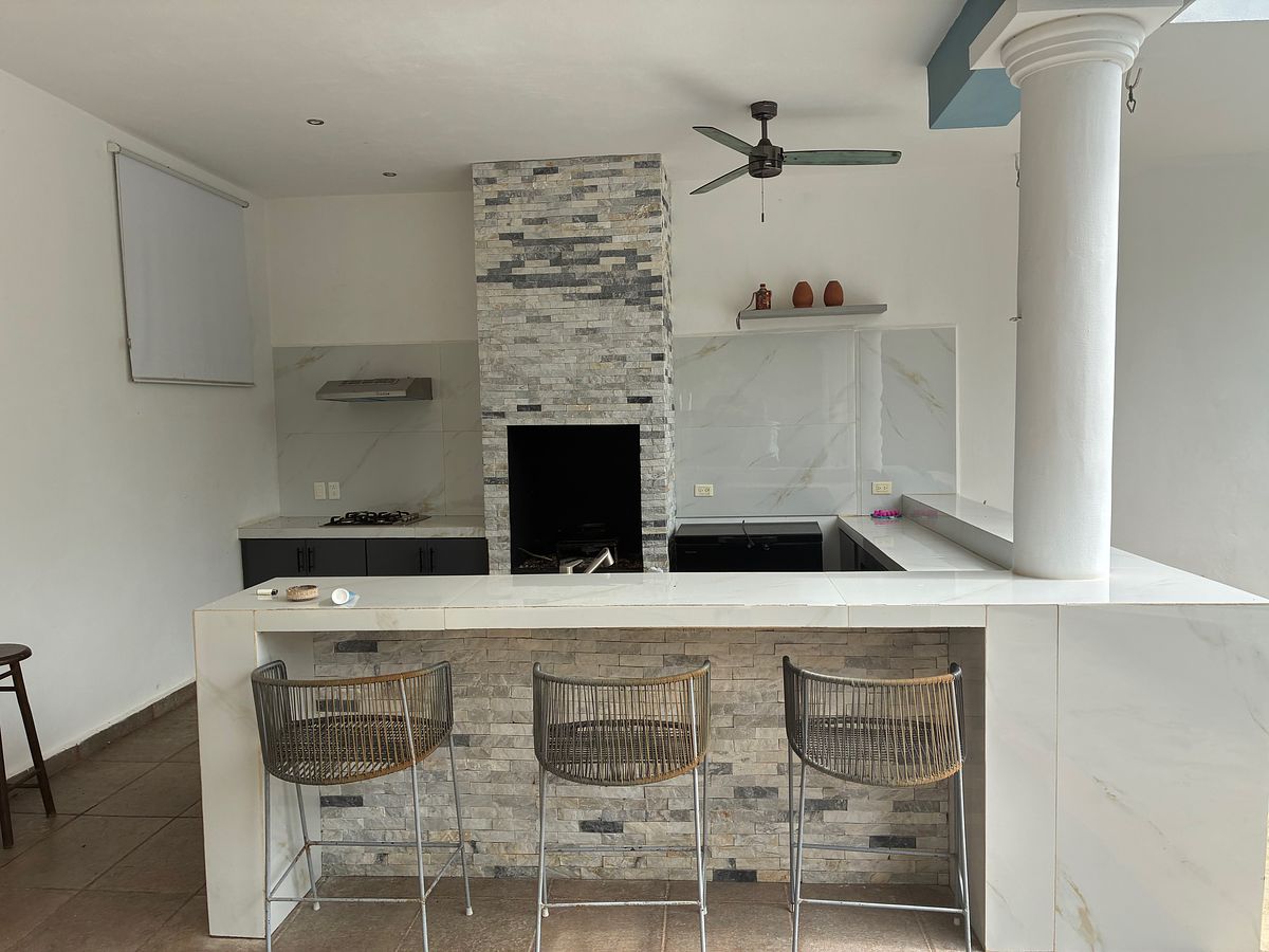 Casa em Xmatkuil, Mérida, foto 3 de 18