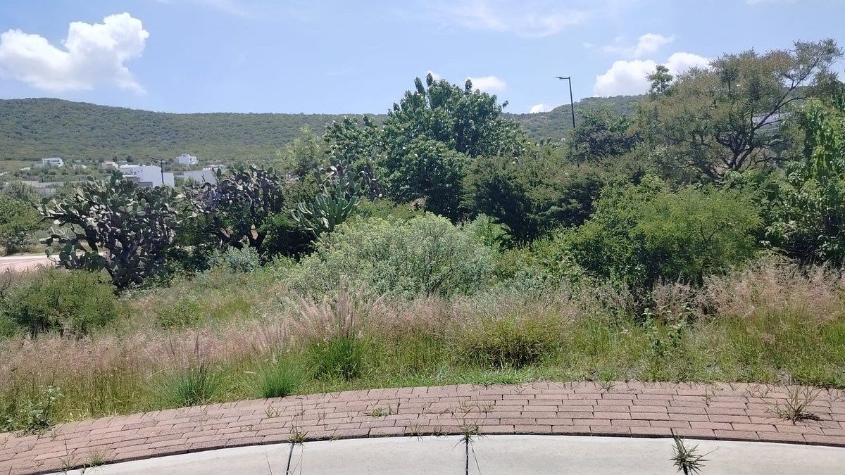 Lot in Ciudad Maderas Residencial Querétaro, El Marqués, photo 2 of 11