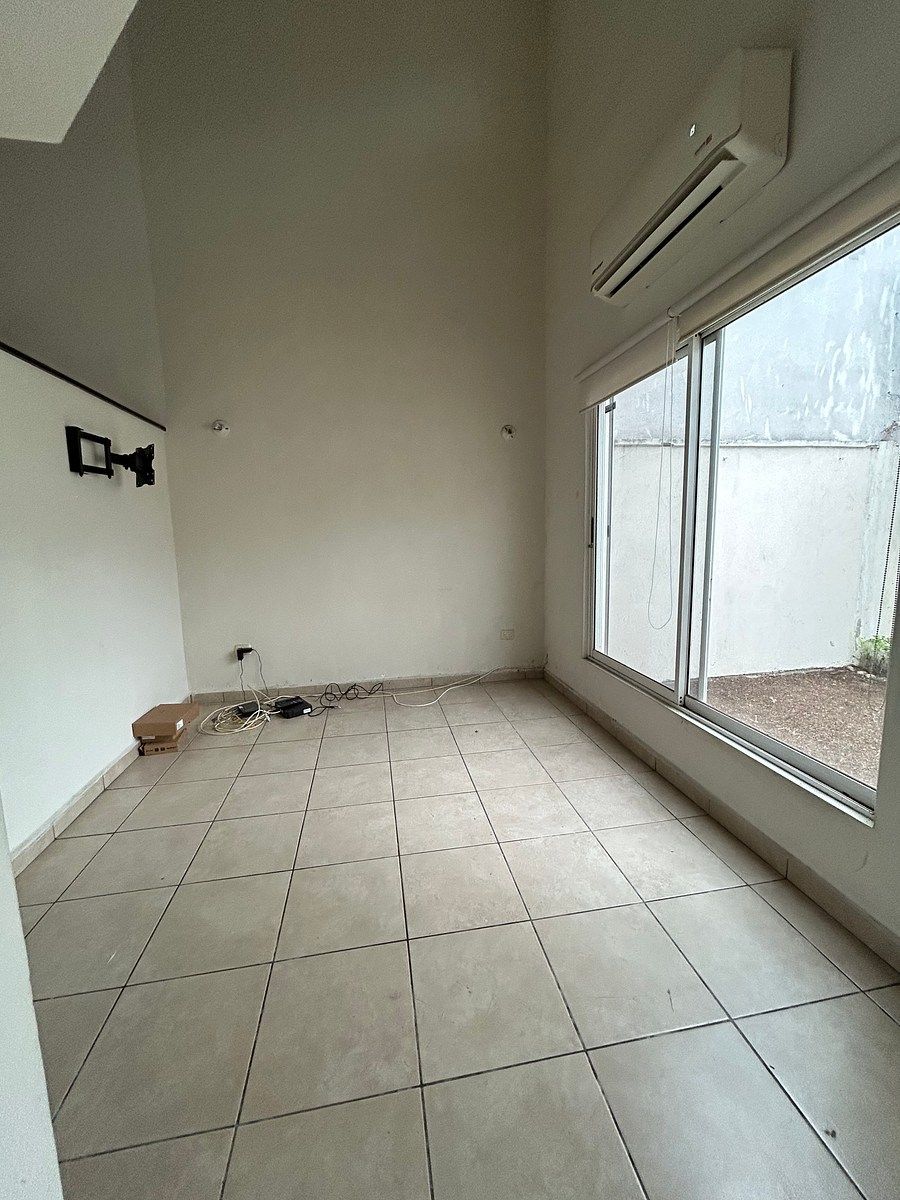 Casa em Rincón de las Huertas, Santa Catarina, foto 3 de 15
