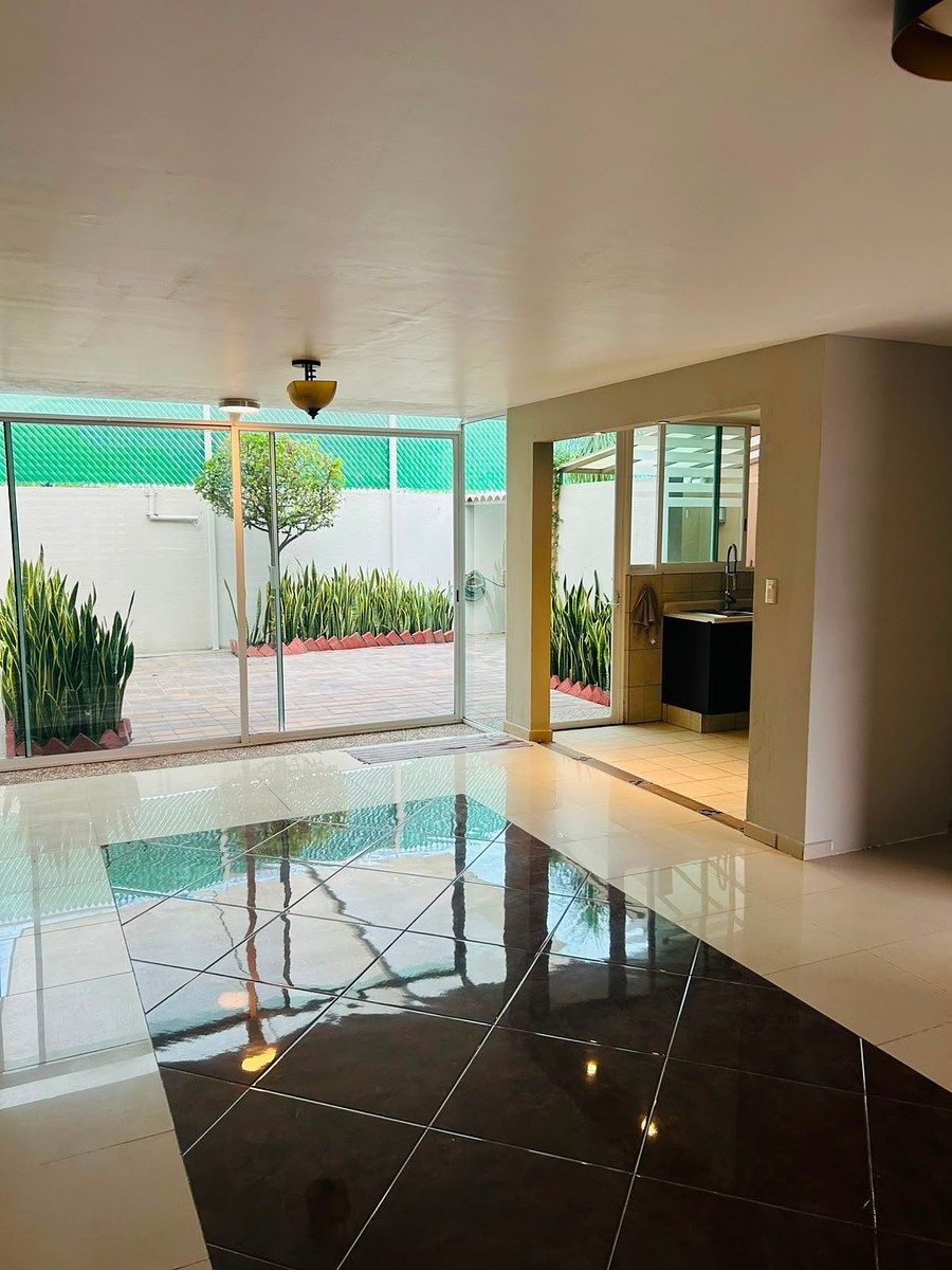 Live in Milenio III! Exclusive House!, photo 1 of 16