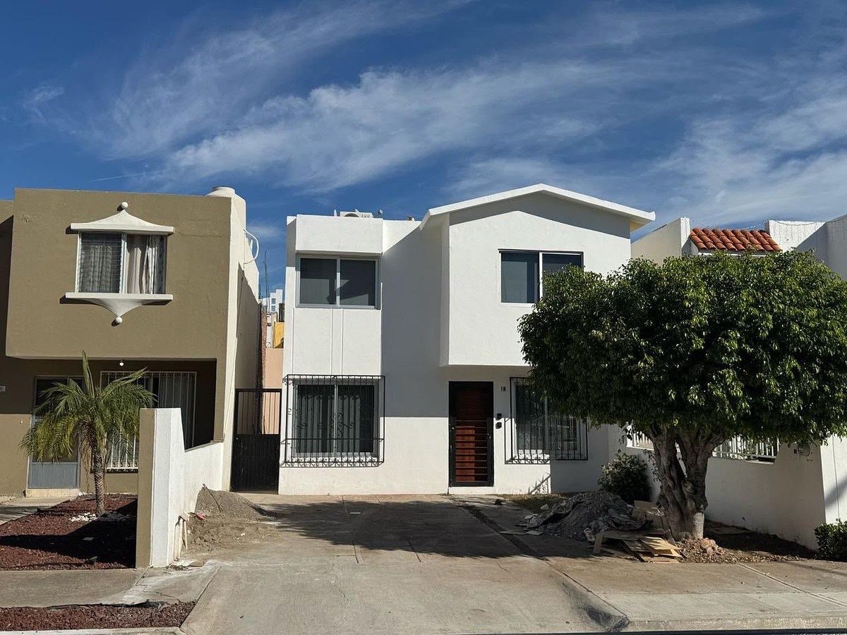 CASA EN RENTA A 1/2 CUADRAS DE AV LA MARINA, foto 1 de 14