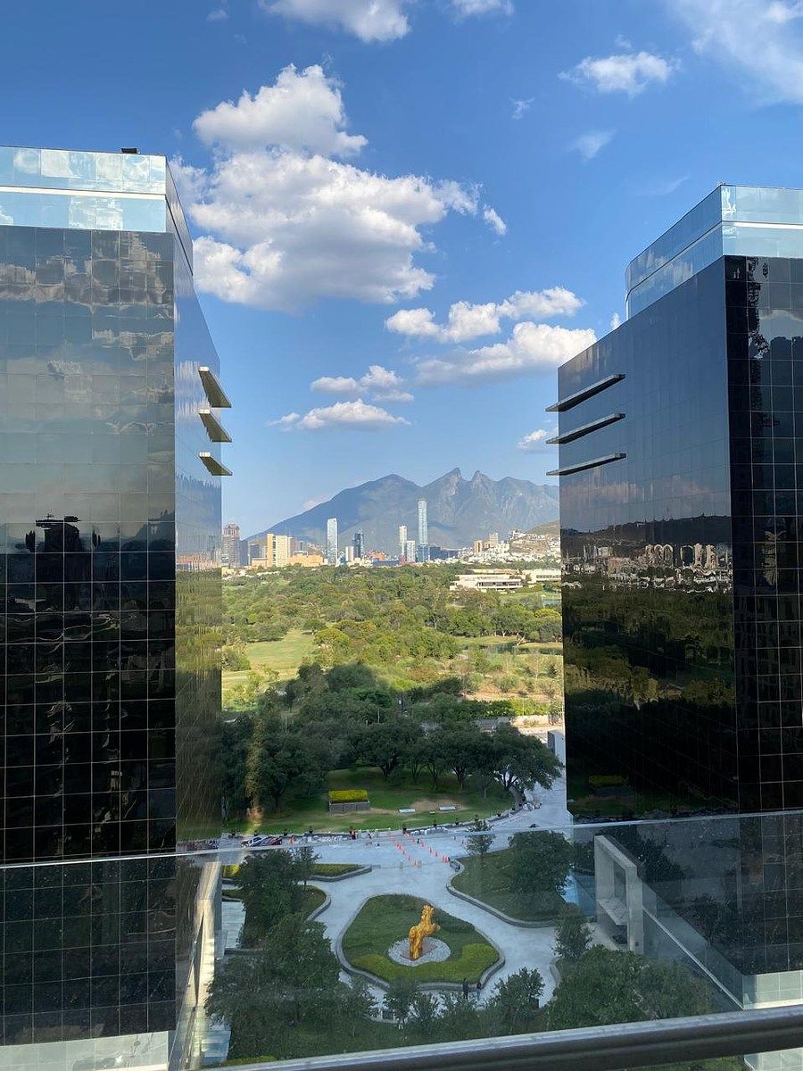 APARTAMENTO TORRE ARBOLEDA, foto 1 de 17