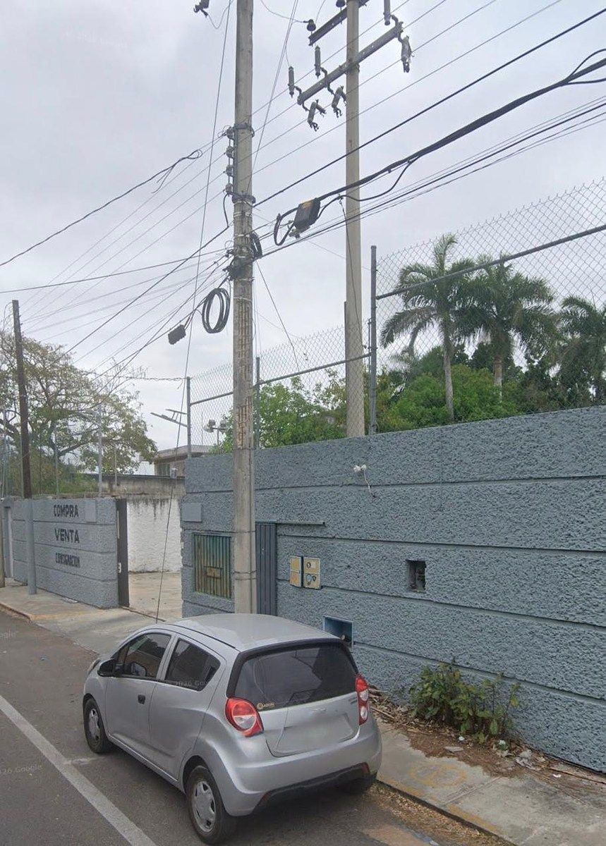 Predio en Venta en Mérida, Colonia Garcia Gineres, Uso Comercial, PARA REMODELAR - foto 2