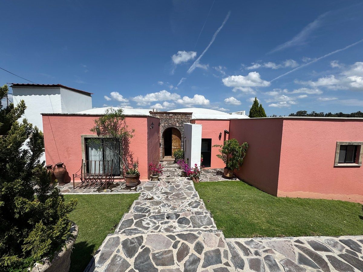 House in Villa de los Frailes, San Miguel de Allende, photo 4 of 50