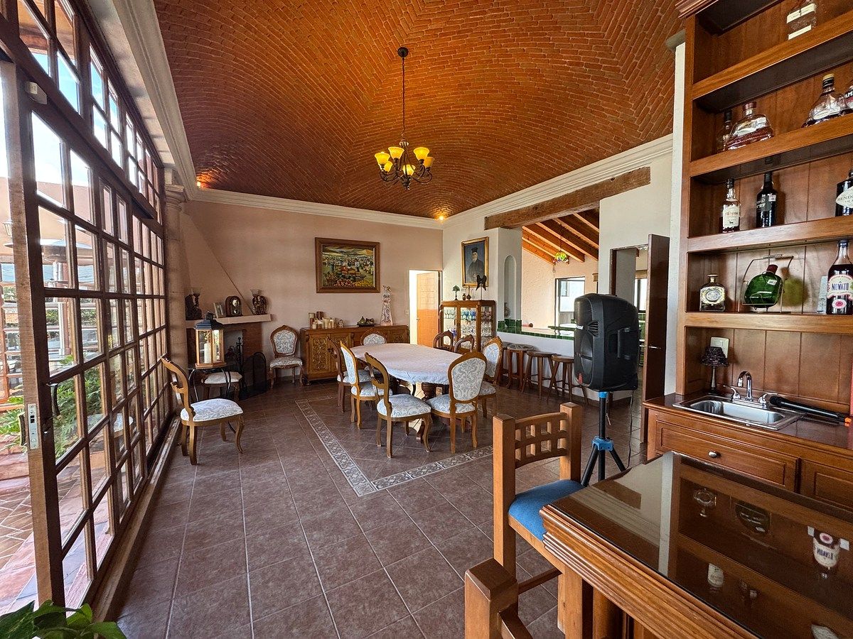 House in Villa de los Frailes, San Miguel de Allende, photo 14 of 50
