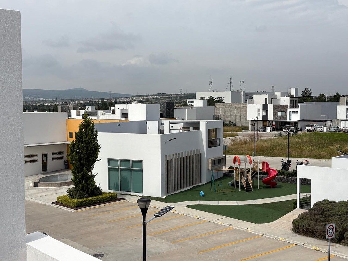 House in Gated Community in Taray Royal, El Marqués, photo 20 of 24