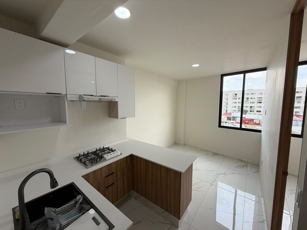 Casa em La Perla, Guadalajara, foto 6 de 15