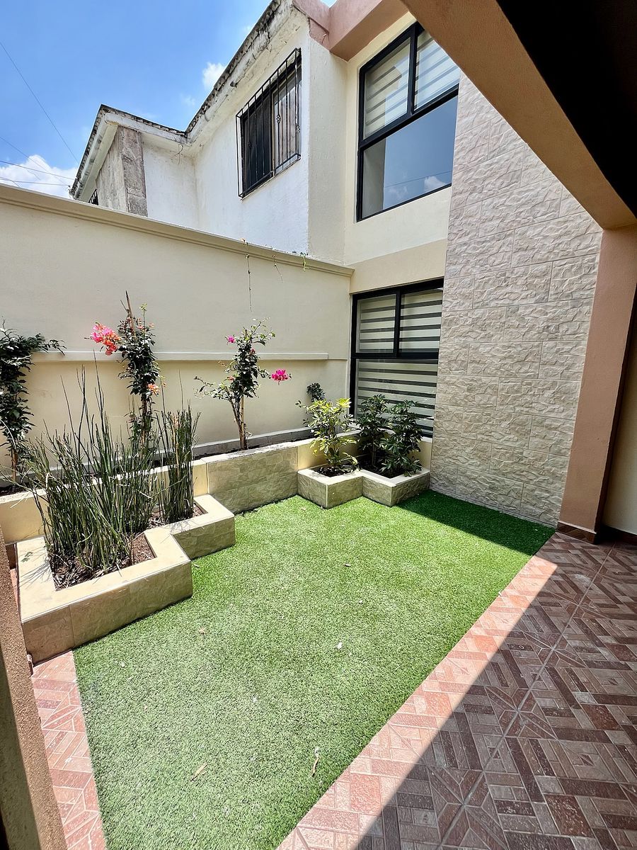 Casa en Valle Dorado, Tlalnepantla de Baz, foto 4 de 33