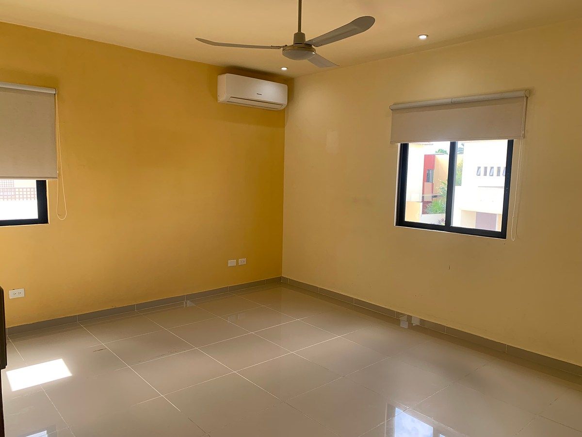 Recamara principal, photo 1 of 14