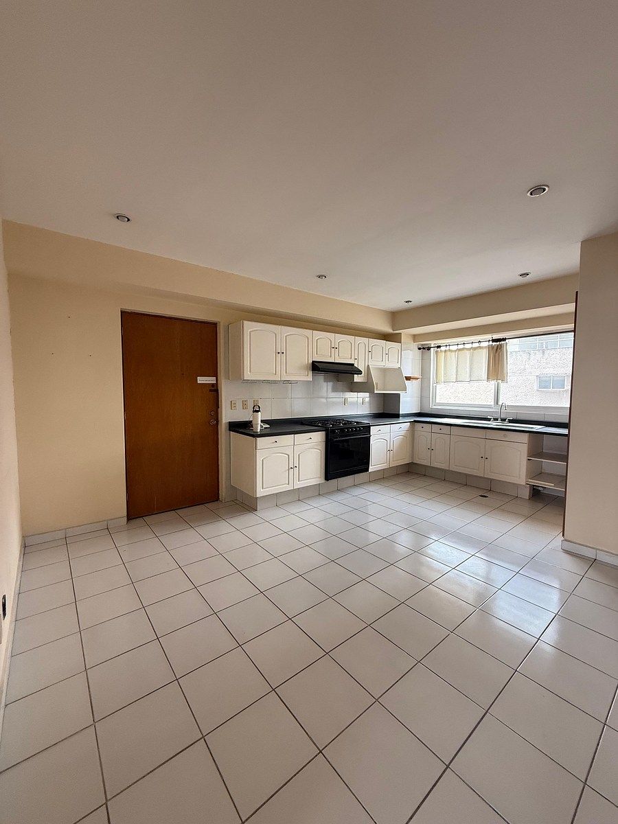 Apartment in Hacienda de las Palmas, Huixquilucan, photo 14 of 19