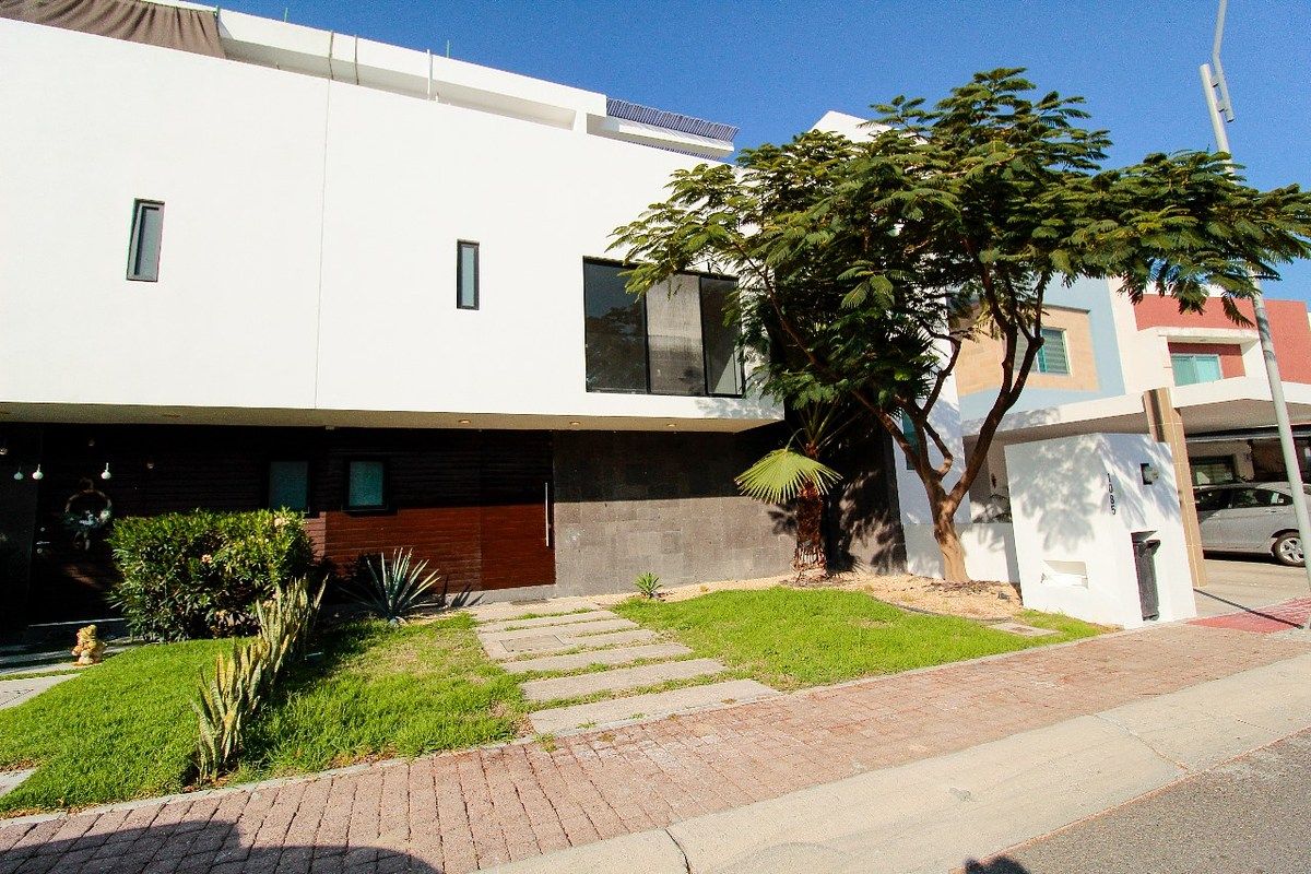 La Condesa Juriquilla $ 5,950,000, photo 1 of 30
