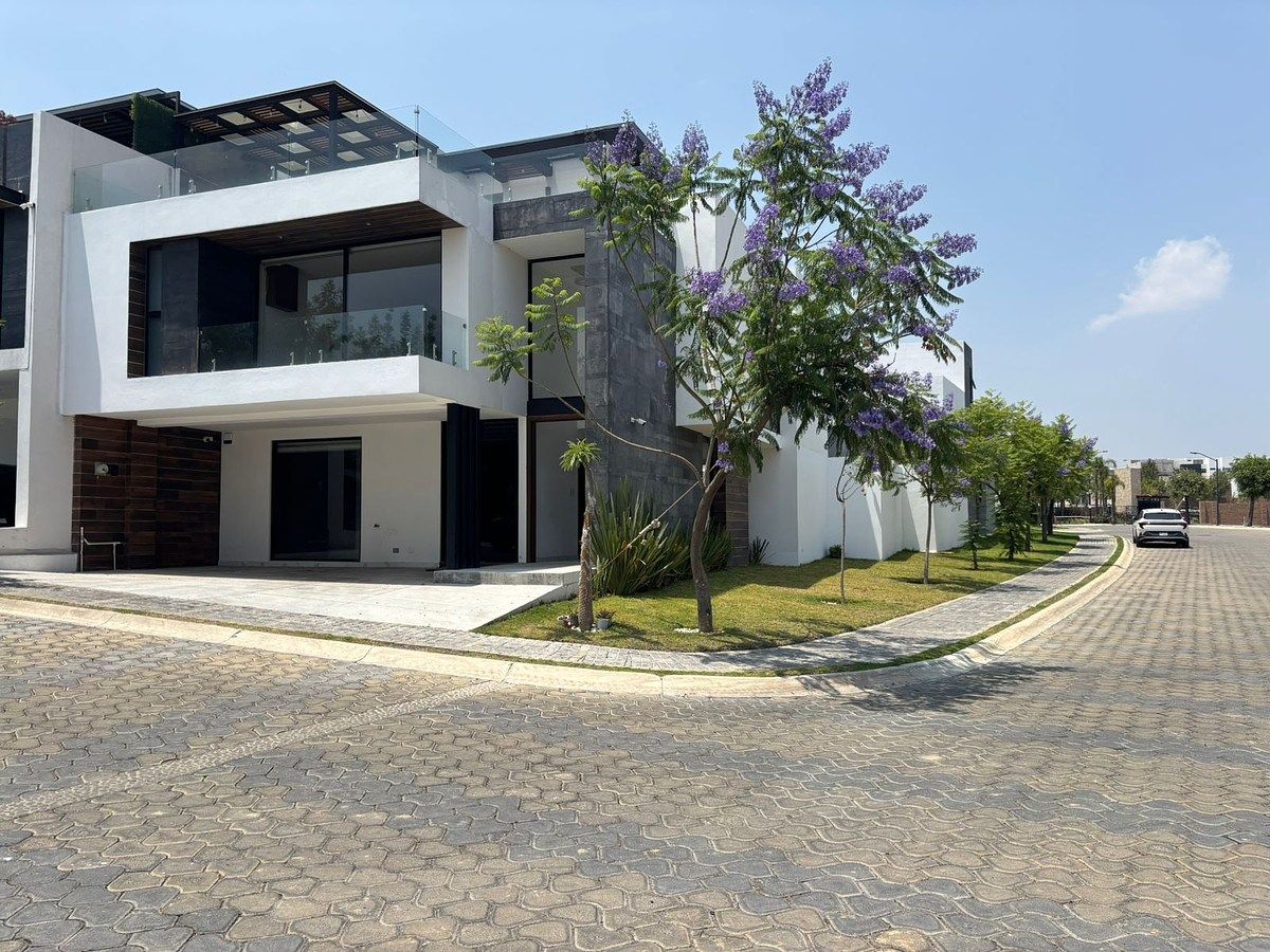 RENTA CASA EN LOMAS DE ANGELOPOLIS 2. PUEBLA, foto 1 de 16