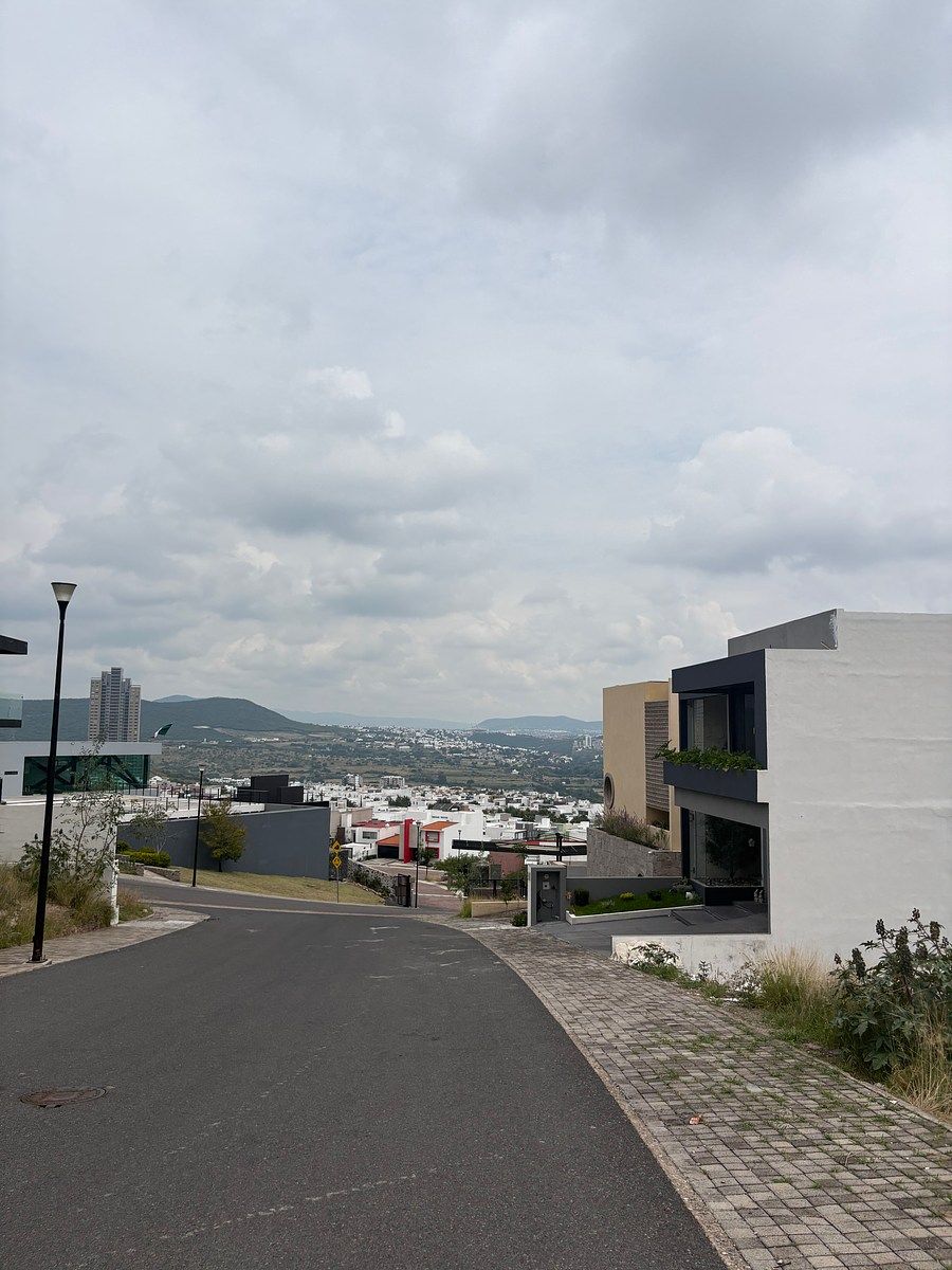 Lot in Cumbres de Juriquilla, Querétaro, photo 3 of 13
