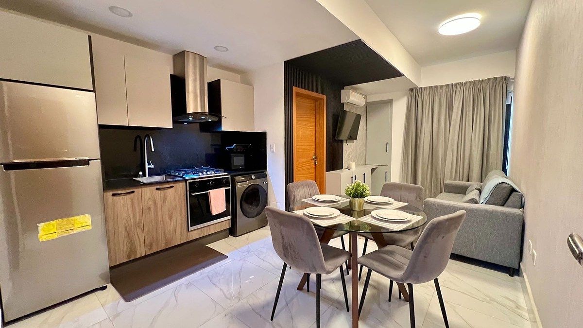 Apartamento en venta completamente amueblado de 1 habitación en torre moderna, foto 1 de 7