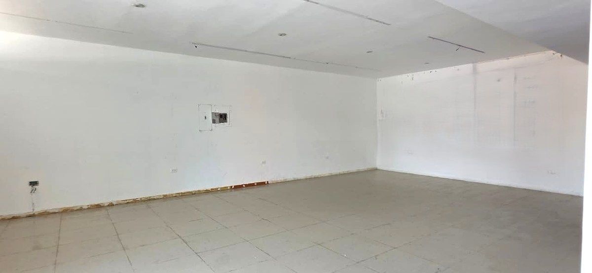 Retail Space in Jardines del Campestre, San Pedro Garza García, photo 4 of 23