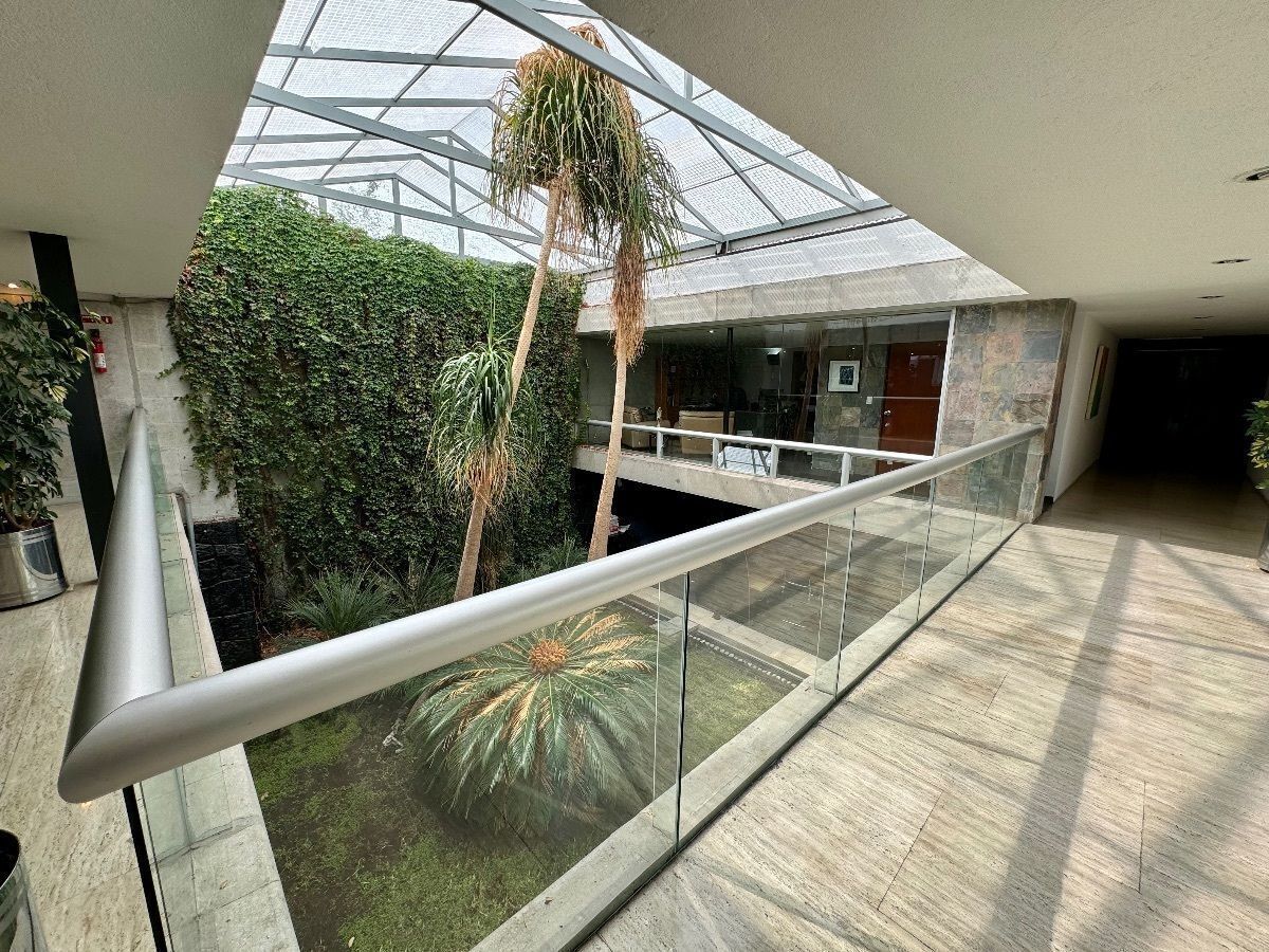 Casa com uso comercial em Lomas de Chapultepec I Sección, Miguel Hidalgo, foto 2 de 26