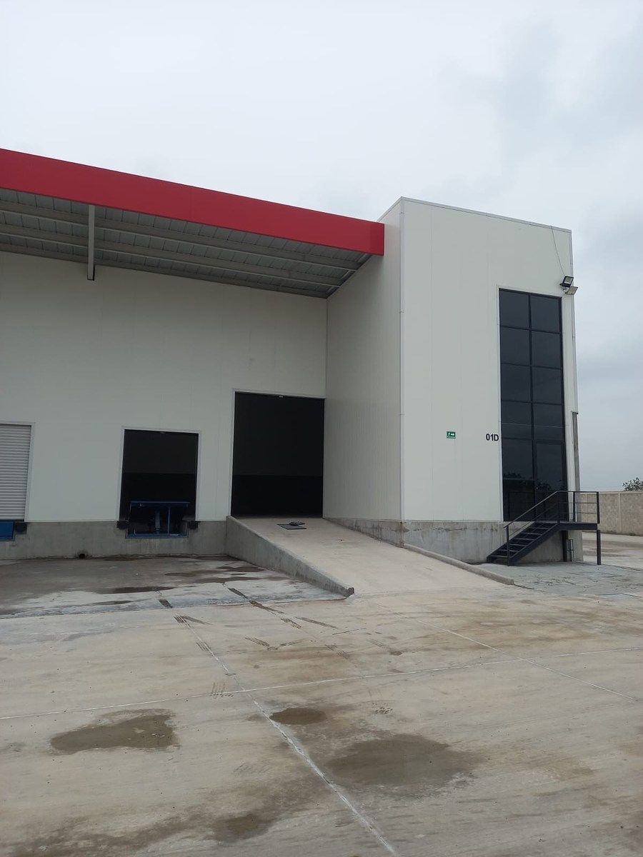 Bodega industrial en Agua Caliente, Pedro Escobedo, foto 2 de 16