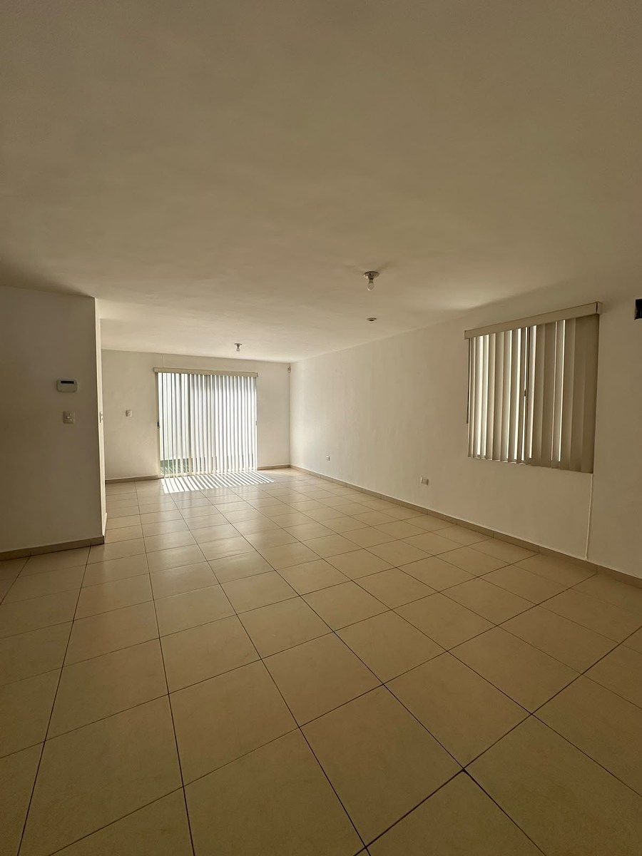 Casa em Lomas Quetzales, García, foto 6 de 32