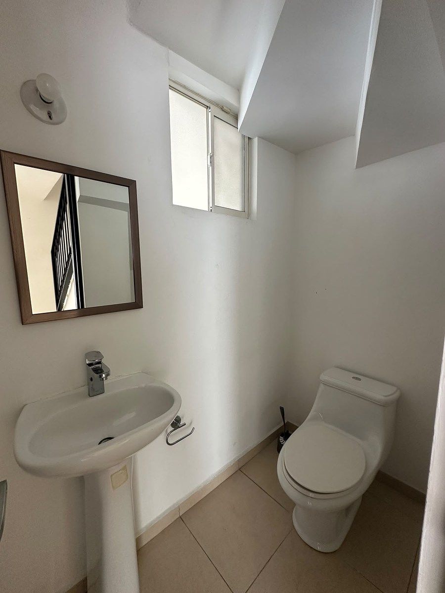 Casa em Lomas Quetzales, García, foto 8 de 32