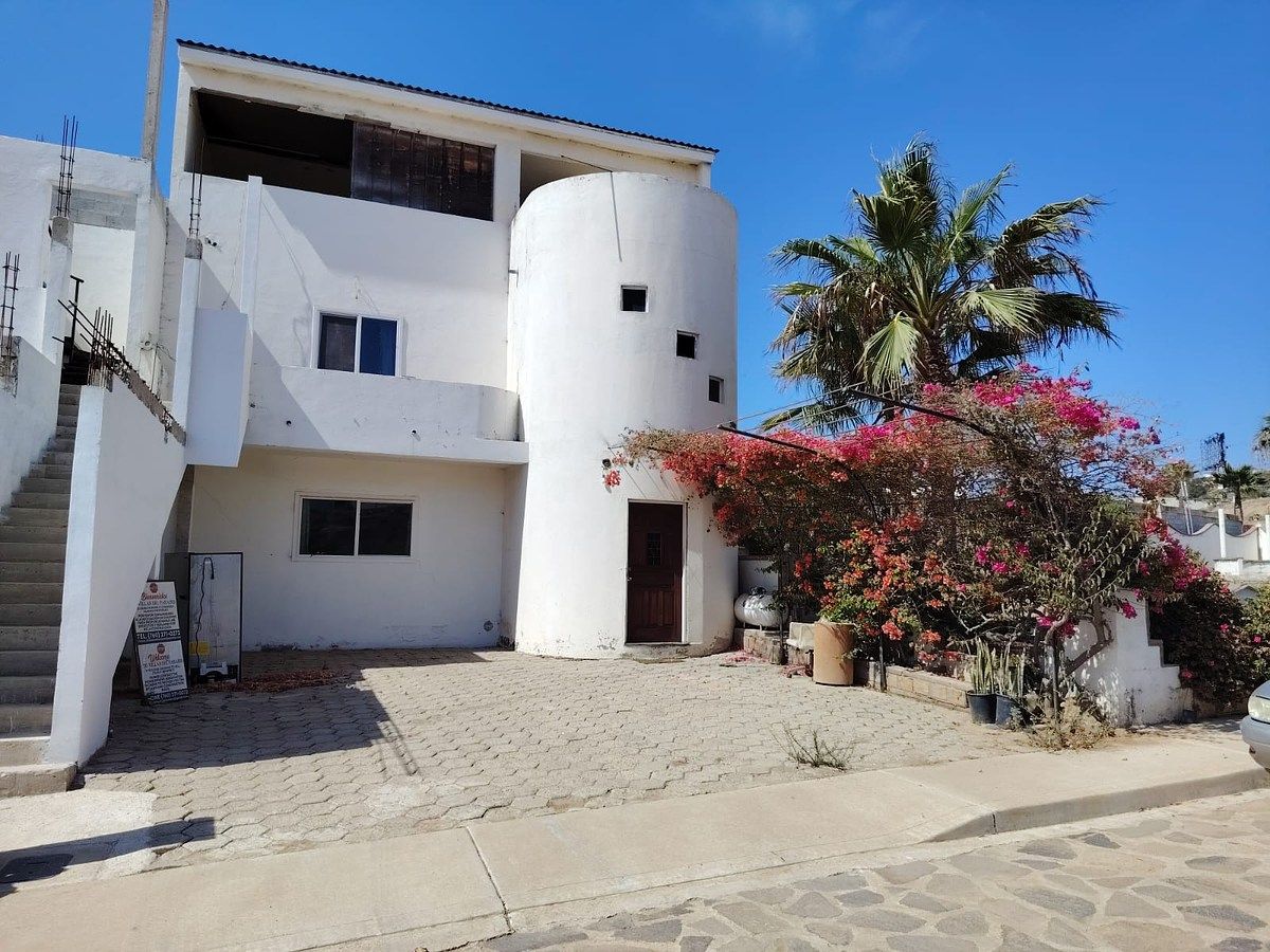 Aluguel de Casa Semi-Mobiliada em Puerto Nuevo com Acesso Direto à Praia, foto 1 de 19