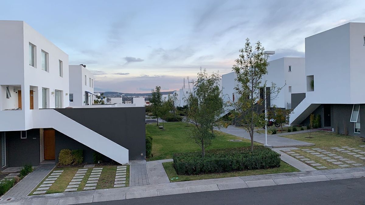 Venta casa en condominio, El Mirador, Qro - excelentes amenidades - foto 1
