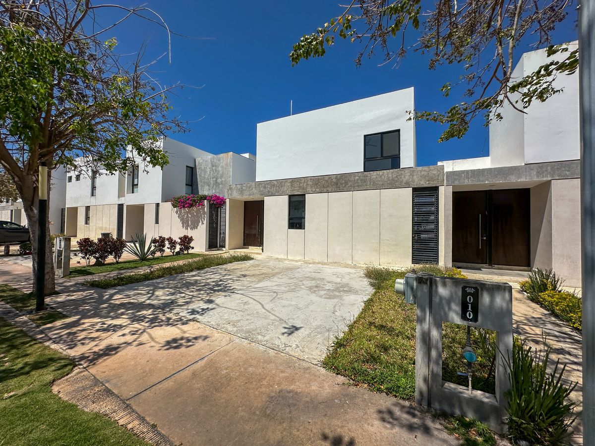 Casa en condominio en Cholul, Mérida, foto 2 de 31