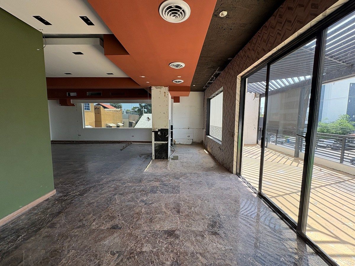 Local Comercial en La Castellana, Santo Domingo Centro (Distrito Nacional), foto 5 de 12