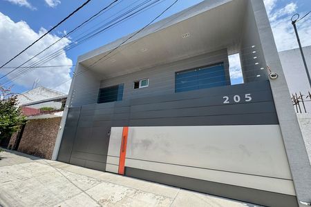 OFFICES FOR RENT IN LA ARBIDE