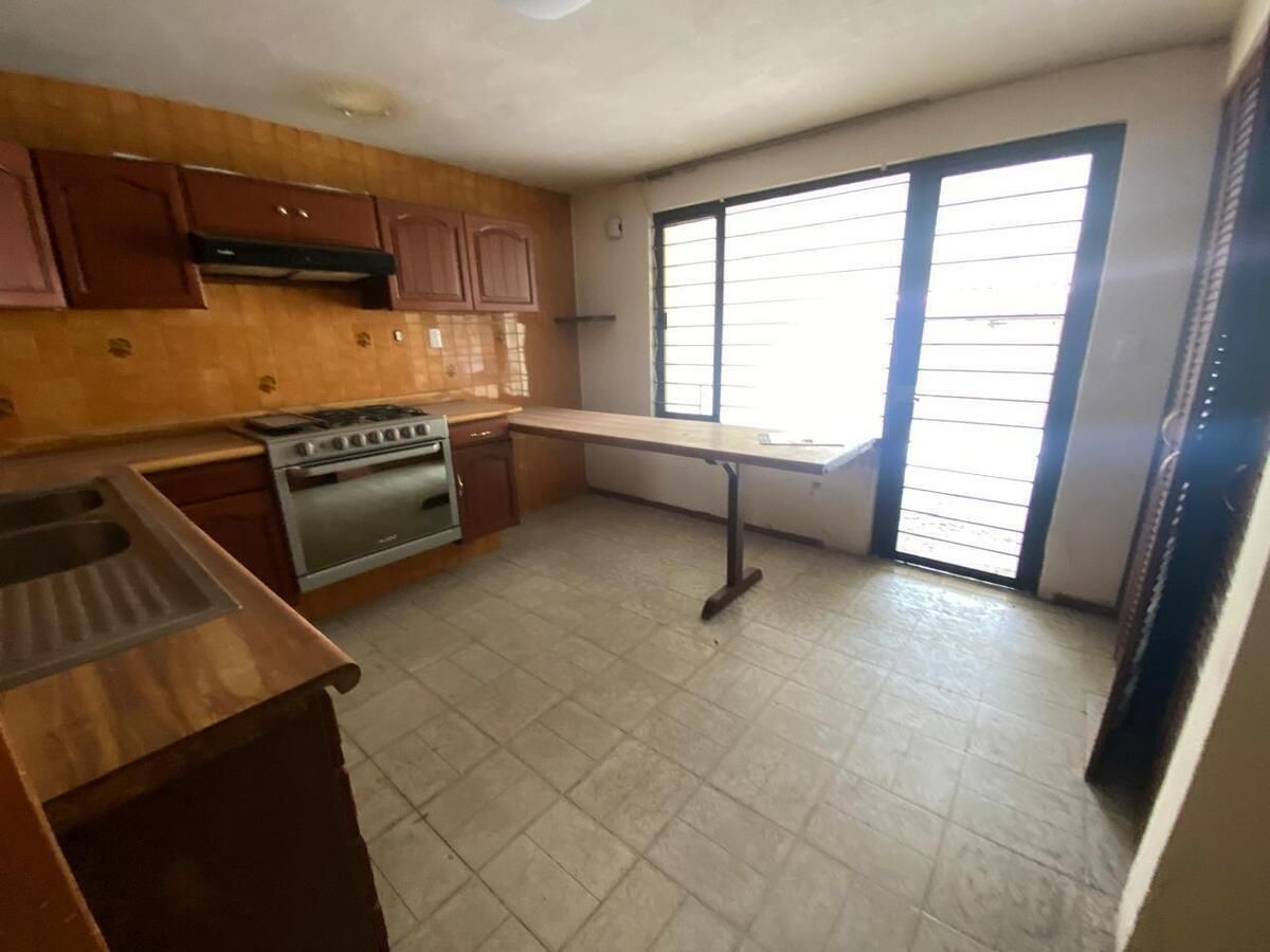 Casa en Jardines Del Sol, Zapopan, foto 5 de 37