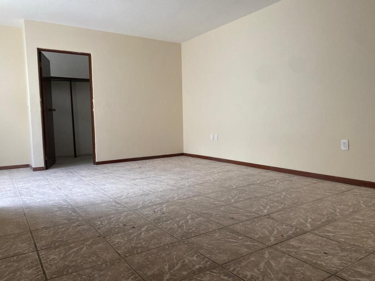 Casa en Jardines Del Sol, Zapopan, foto 14 de 37
