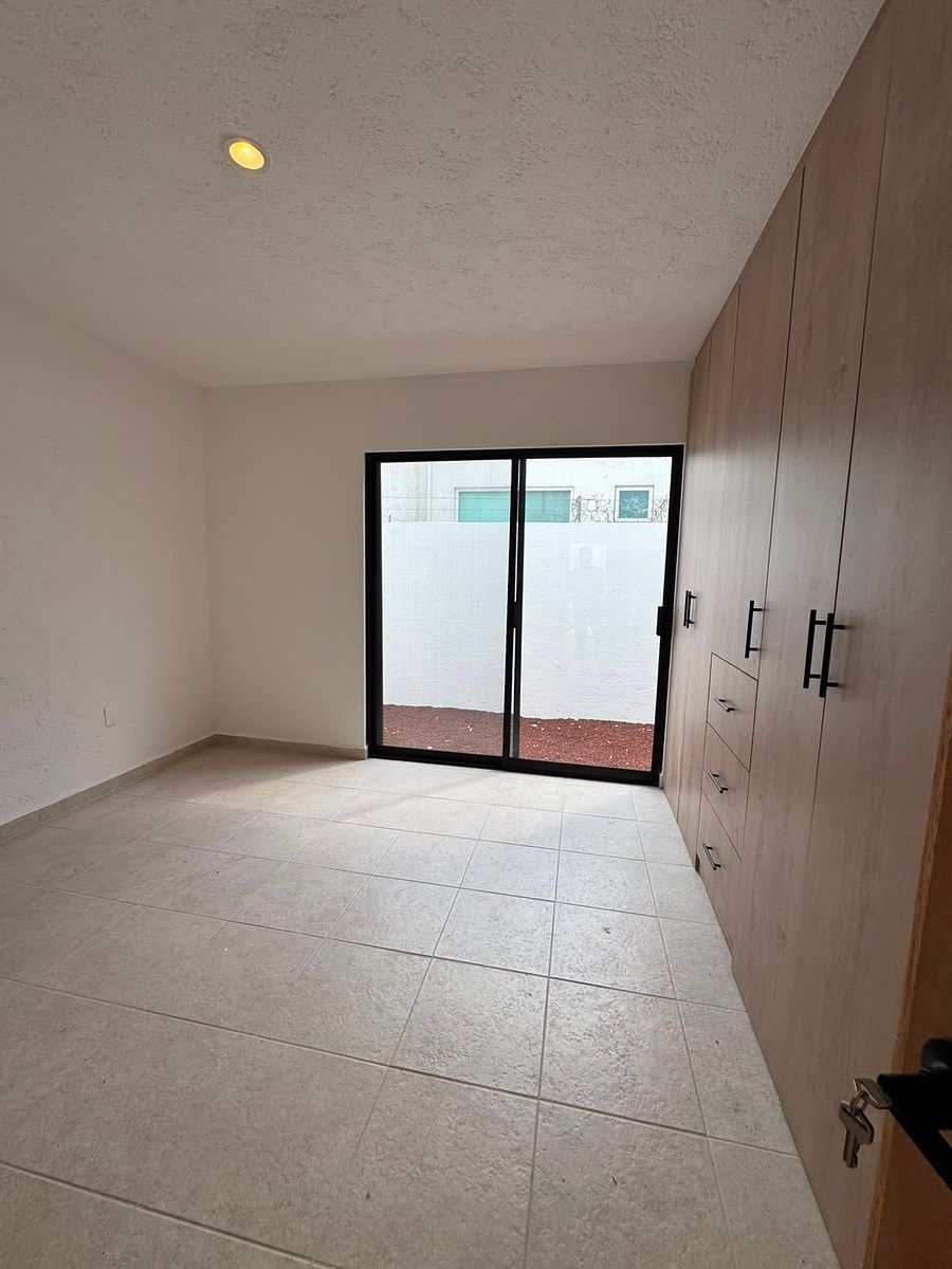 Casa em El Mirador, El Marqués, foto 2 de 10