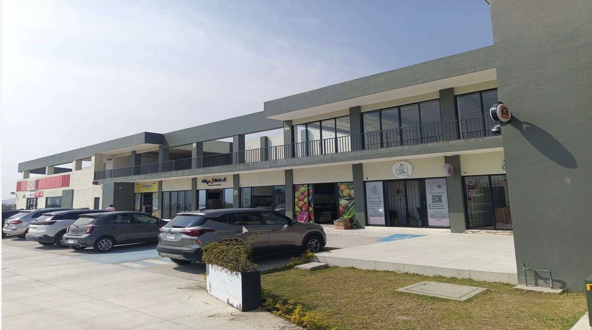 Plaza La Reserva Vista Sur | Lojas Comerciais à Venda, foto 1 de 7