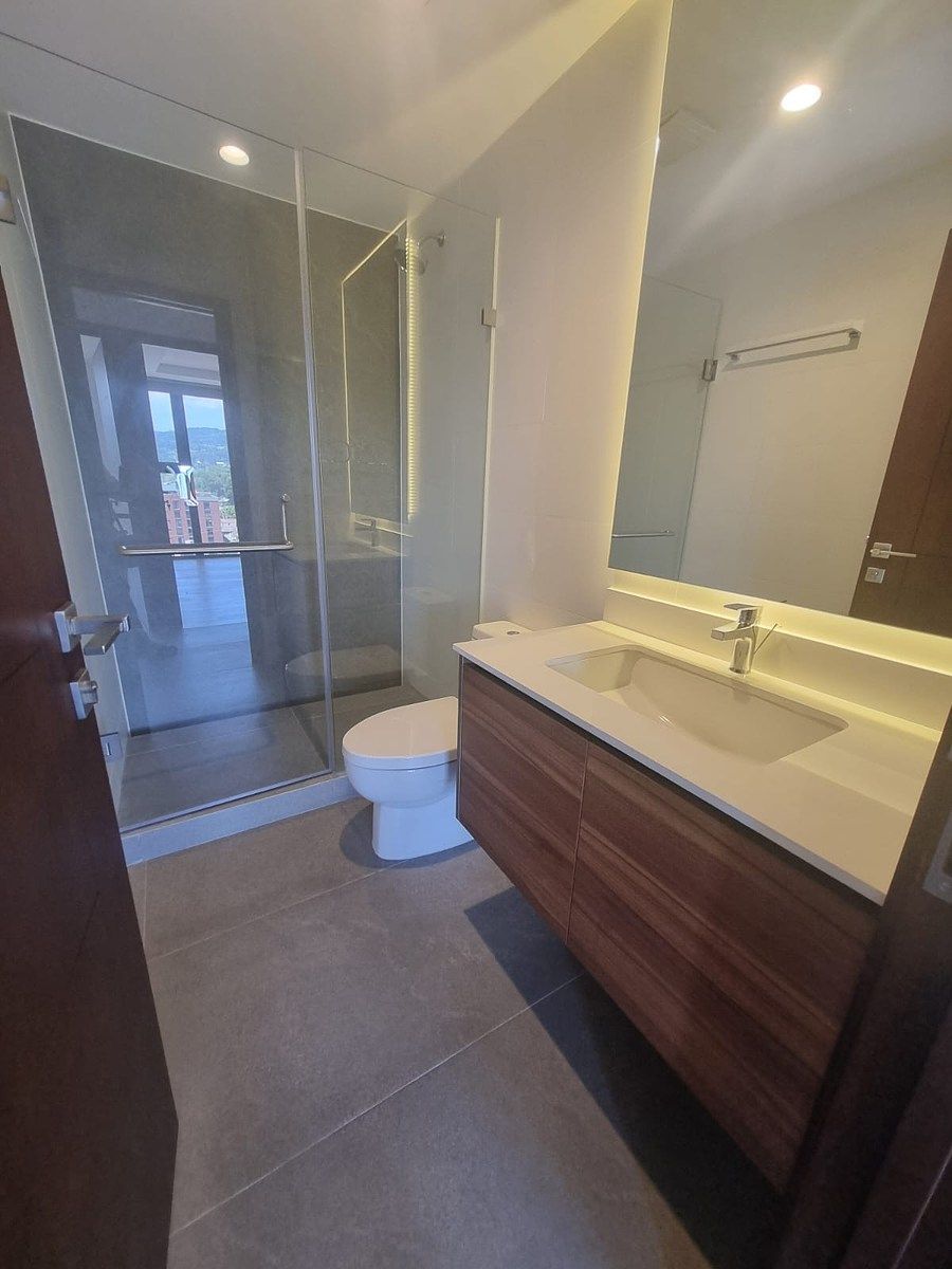 Apartamento en Zona 14, Guatemala, foto 10 de 13