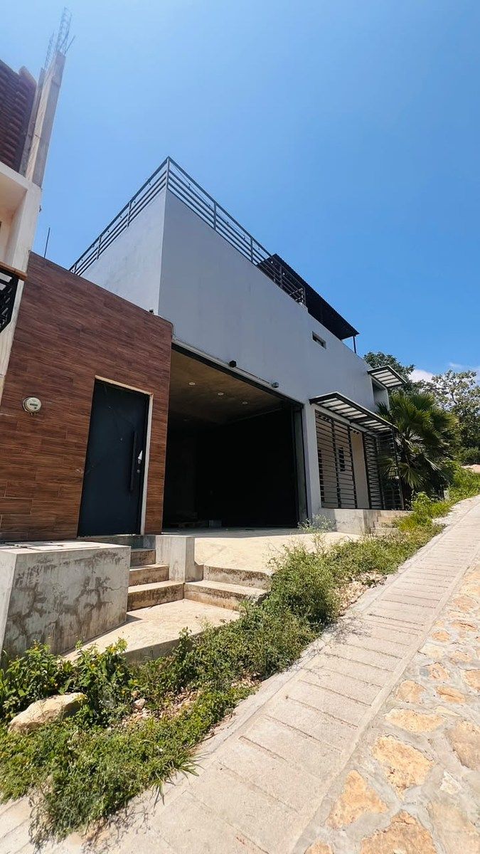 Casa à venda em Copoya, foto 1 de 14