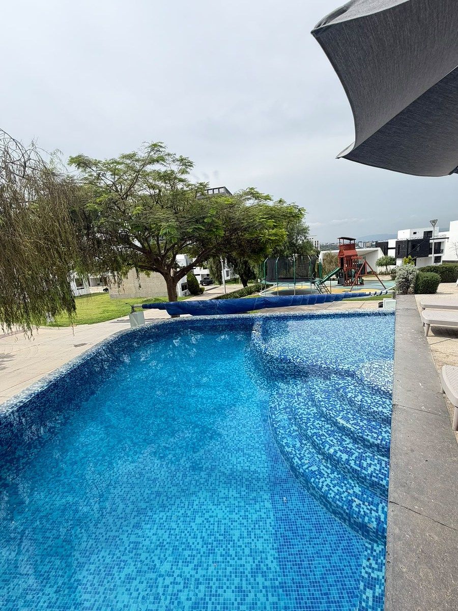 Casa em condomínio fechado em Capital Norte, Zapopan, foto 16 de 23