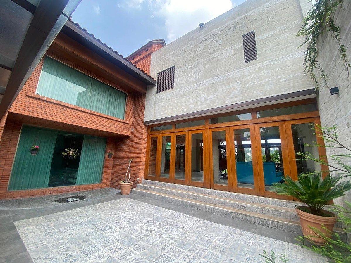 House in La Herradura, Huixquilucan, photo 2 of 50