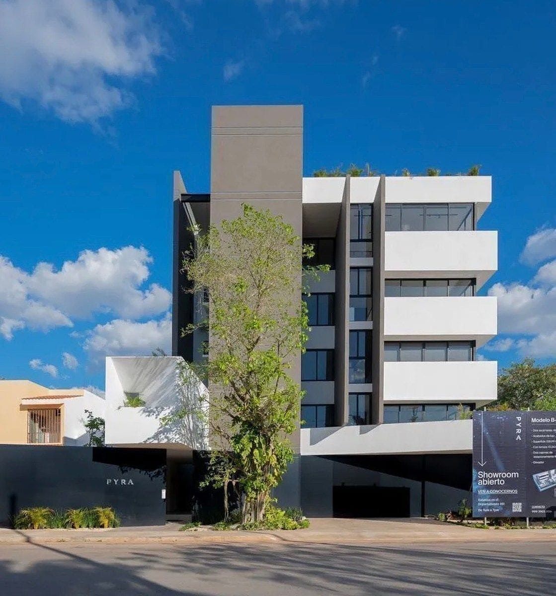 Apartamento de luxo para alugar 2 quartos em Montebello, foto 1 de 16