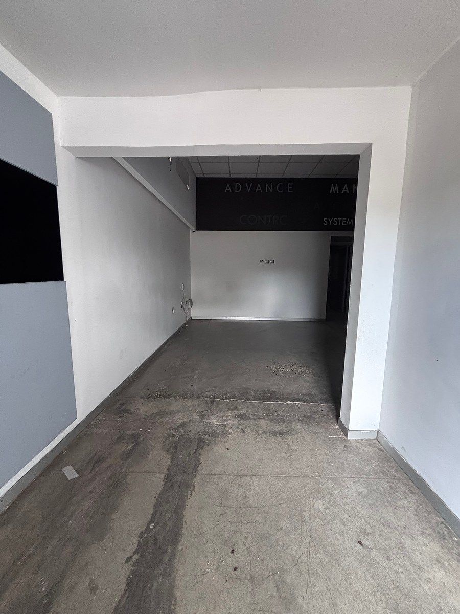 Bodega comercial en Chichi Suárez, Mérida, foto 14 de 15