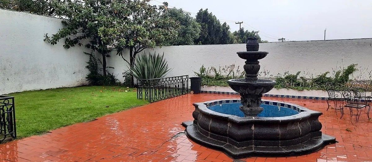 CASA EN VENTA EN EX HACIENDA DE TARANGO, foto 1 de 33