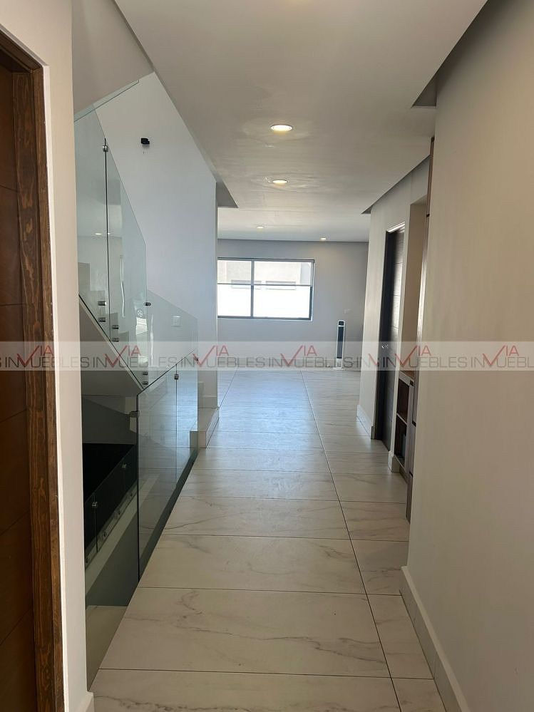 Casa en Puerta de Hierro, Monterrey, foto 4 de 12