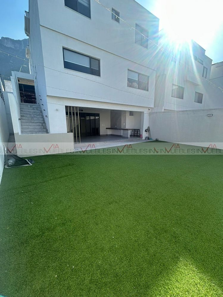 Casa en Puerta de Hierro, Monterrey, foto 8 de 12