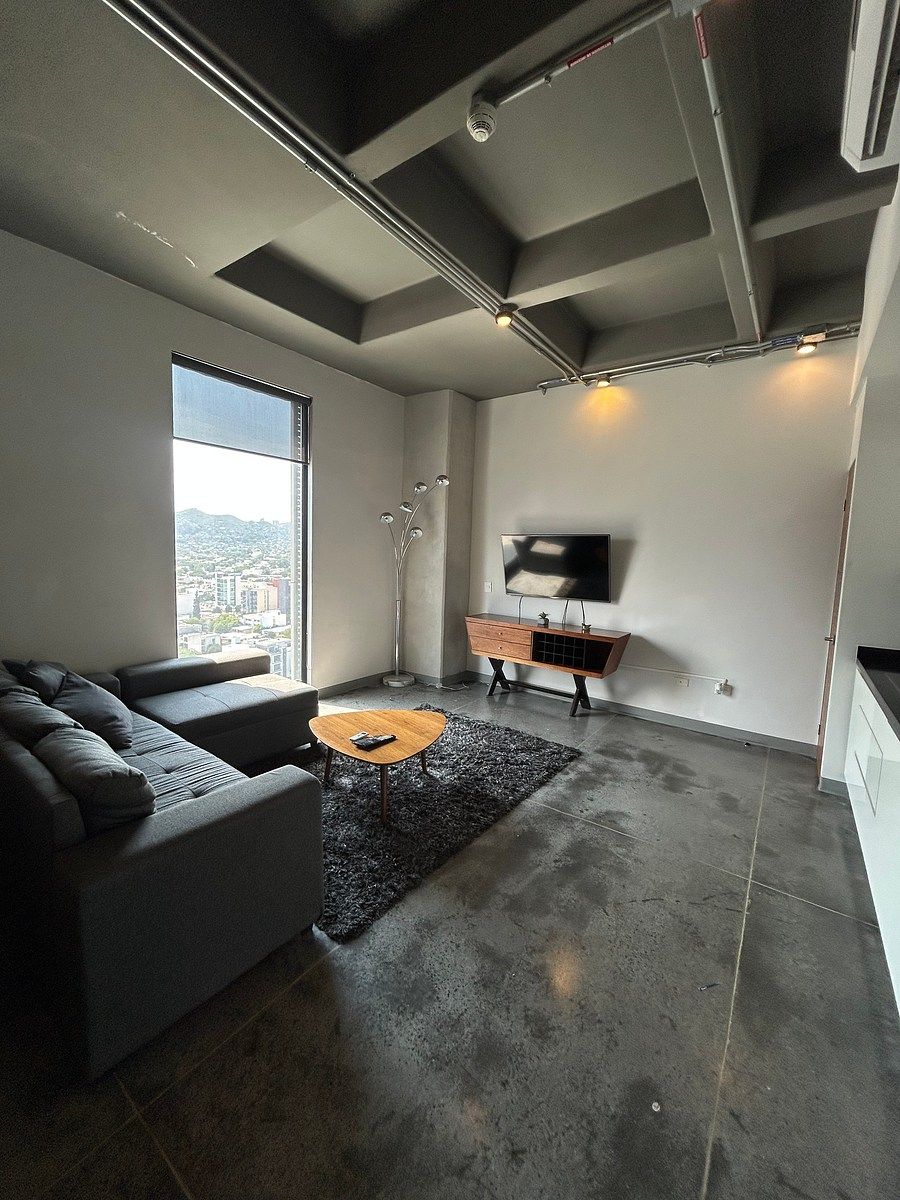 Apartamento em frente ao Tec de Mty, foto 1 de 13