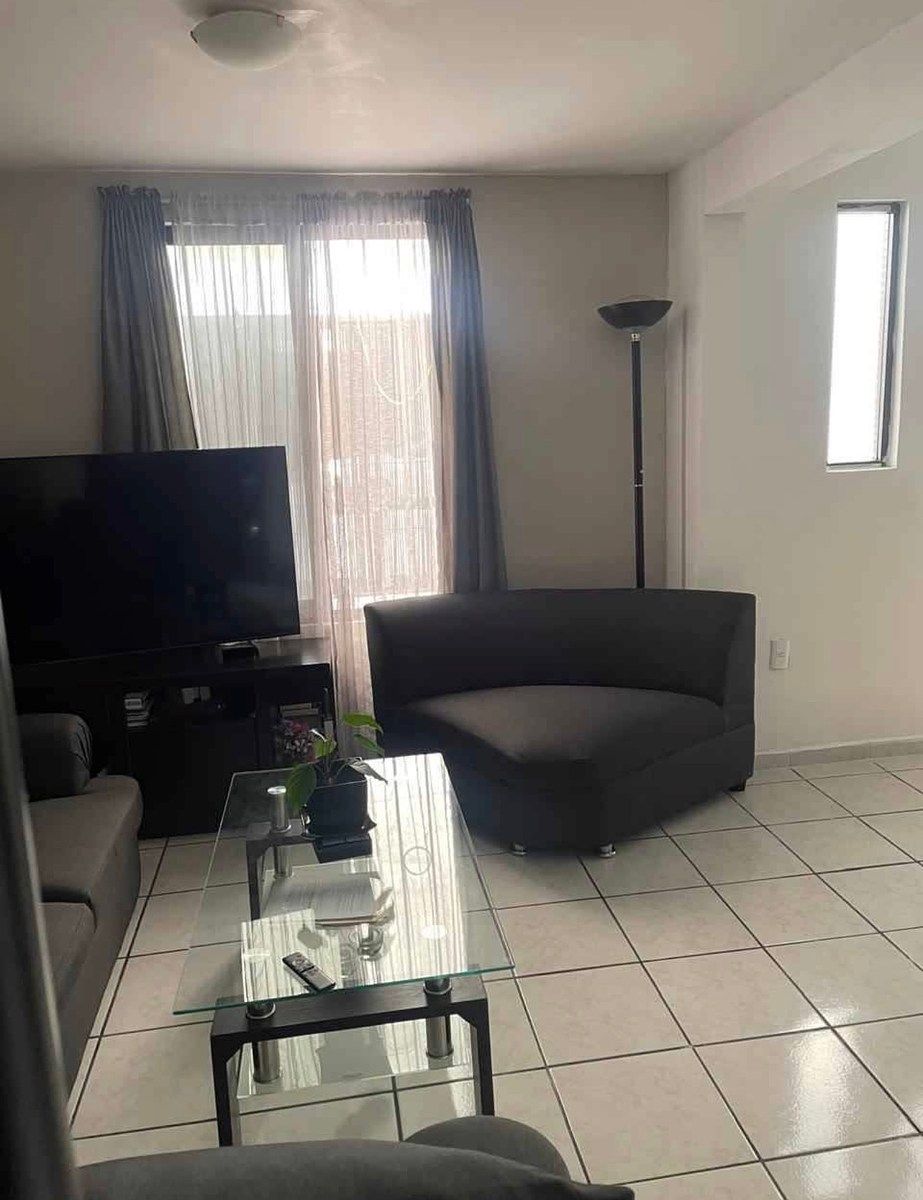 Casa en Los Laureles, Aguascalientes, foto 2 de 15