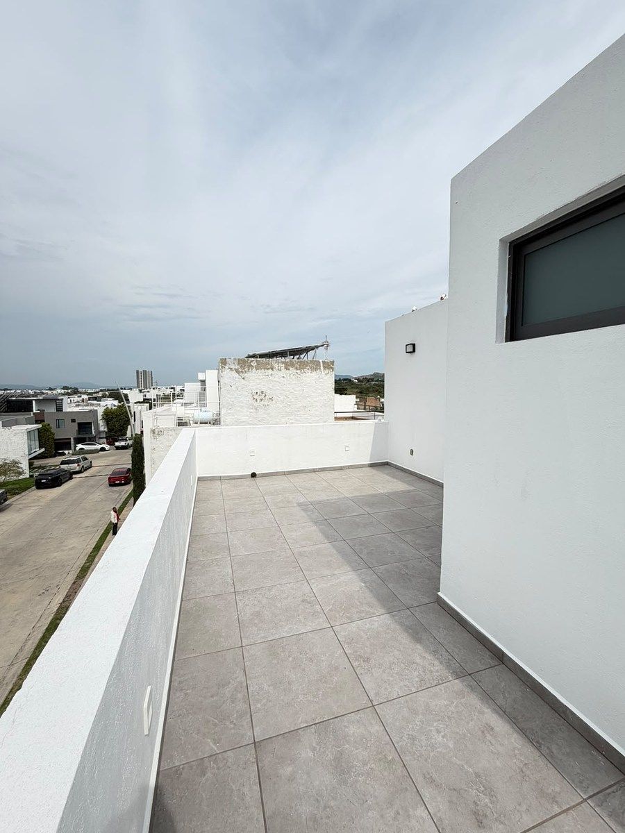 Casa em condomínio fechado em Capital Norte, Zapopan, foto 9 de 27