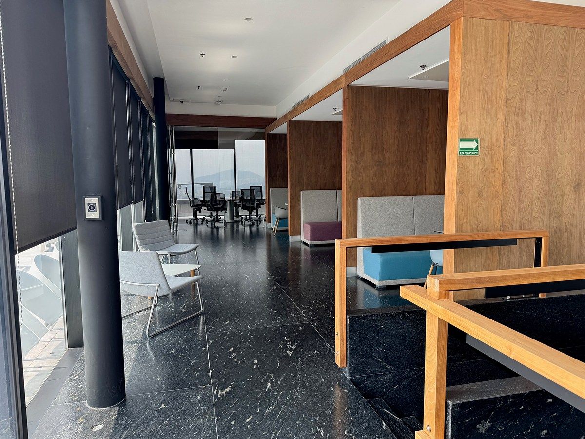 OFFICE FOR SALE IN DOWNTOWN SANTA FE, photo 1 of 13