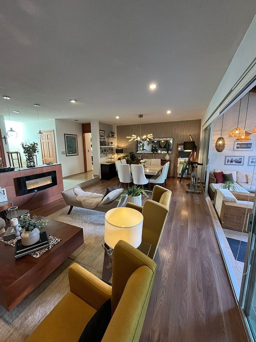 VENDA DE CASA EM PRIVADA JURIQUILLA, foto 1 de 16