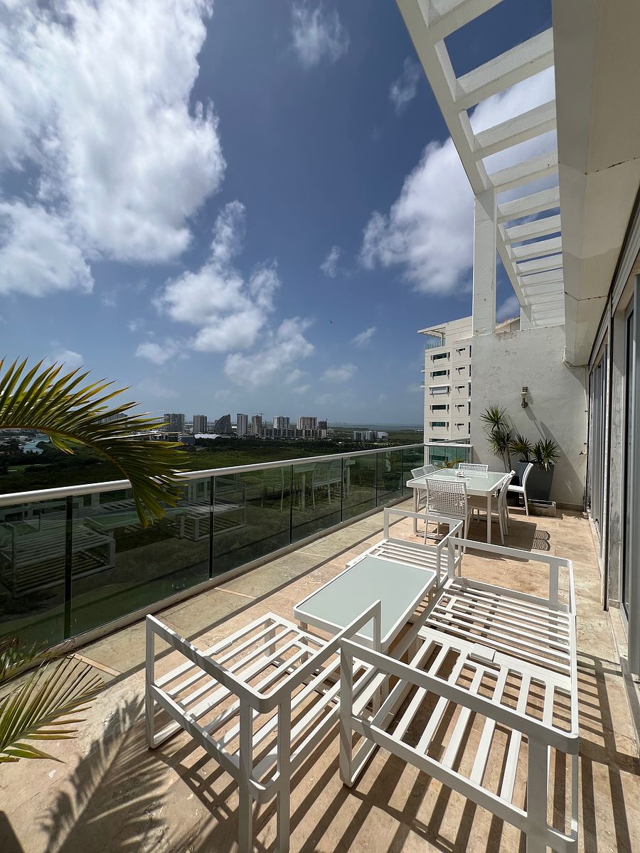 Apartment in Puerto Cancún, Benito Juárez, photo 2 of 46